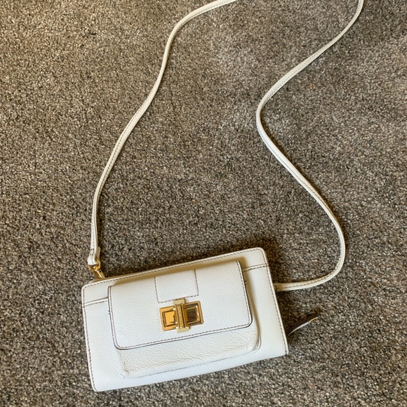 Purse - Picture 1 of 2